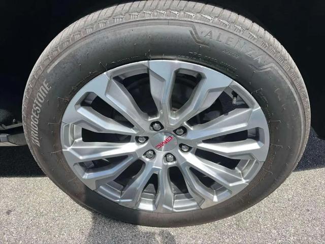 2023 GMC Yukon XL 4WD Denali