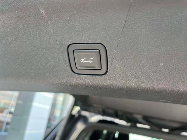 2023 GMC Yukon XL 4WD Denali