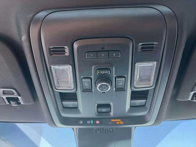 2023 GMC Yukon XL 4WD Denali