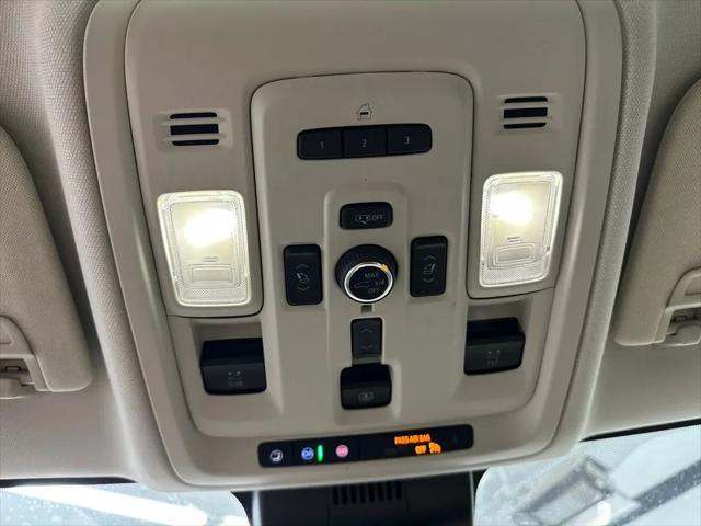 2023 GMC Yukon 4WD Denali