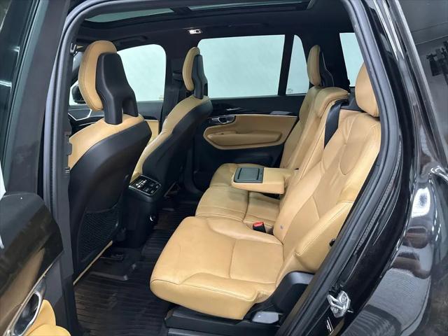 2017 Volvo XC90 T6 Momentum