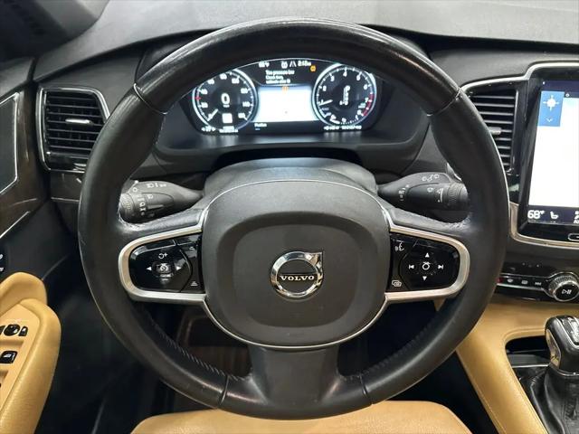 2017 Volvo XC90 T6 Momentum