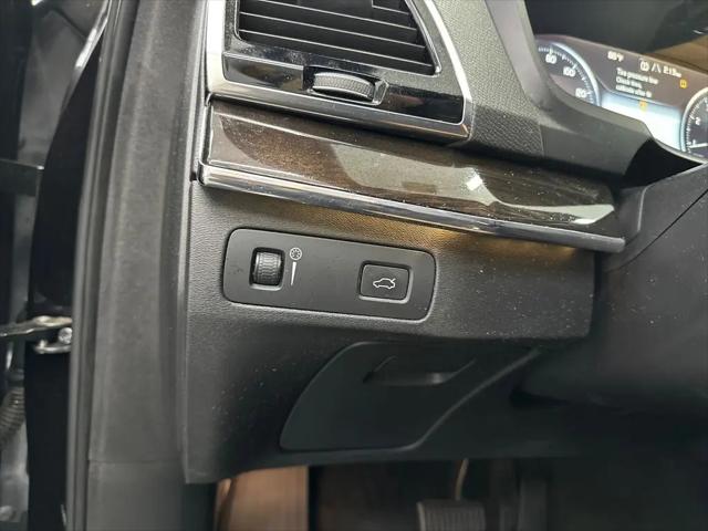 2017 Volvo XC90 T6 Momentum
