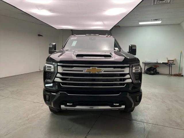 2026 Chevrolet Silverado 3500HD Crew Cab, Long Bed, High Country Dual Rear Wheel, RWD