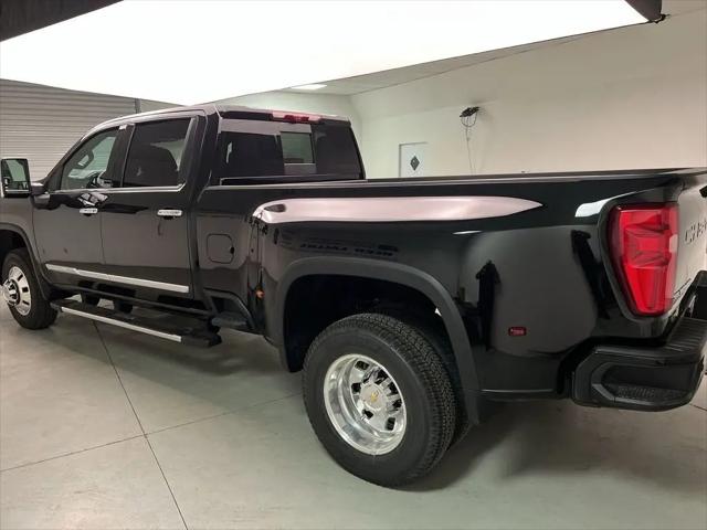 2026 Chevrolet Silverado 3500HD Crew Cab, Long Bed, High Country Dual Rear Wheel, RWD