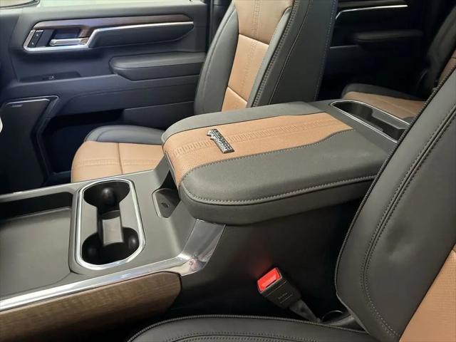 2026 Chevrolet Silverado 3500HD Crew Cab, Long Bed, High Country Dual Rear Wheel, RWD