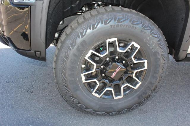 2026 GMC Sierra 2500HD Crew Cab, Standard Bed, AT4X, 4WD