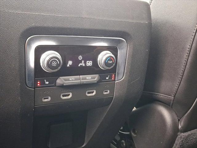 2021 GMC Yukon 4WD AT4