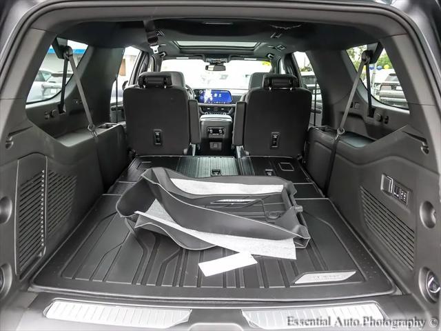 2026 Chevrolet Suburban RST, 4WD