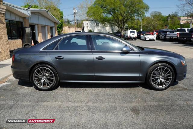 2013 Audi S8 4.0T