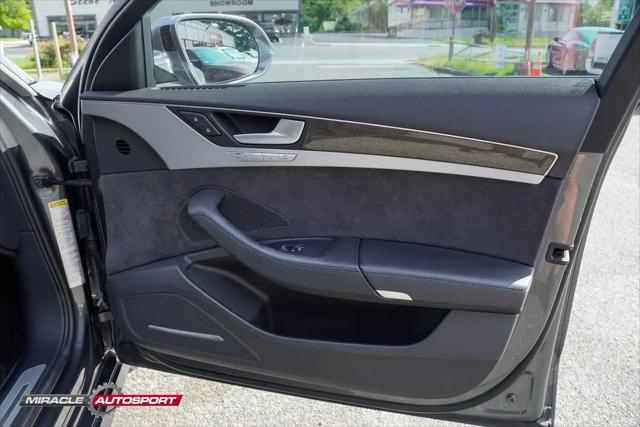 2013 Audi S8 4.0T