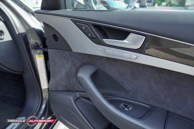 2013 Audi S8 4.0T