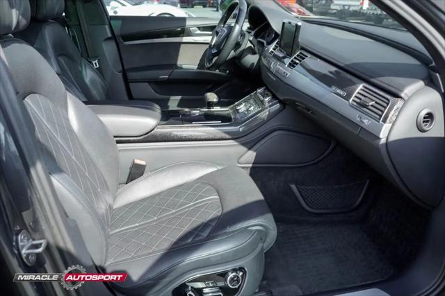 2013 Audi S8 4.0T