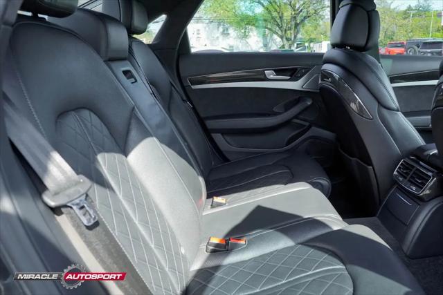 2013 Audi S8 4.0T