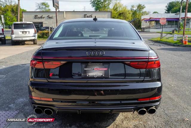 2022 Audi S8 TFSI quattro Tiptronic