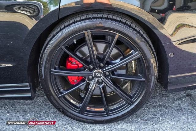 2022 Audi S8 TFSI quattro Tiptronic