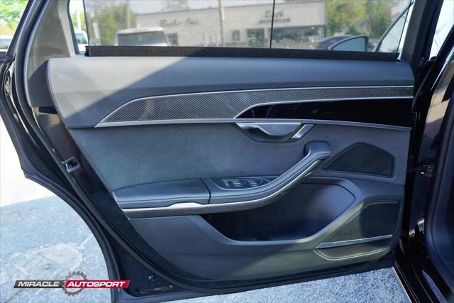 2022 Audi S8 TFSI quattro Tiptronic