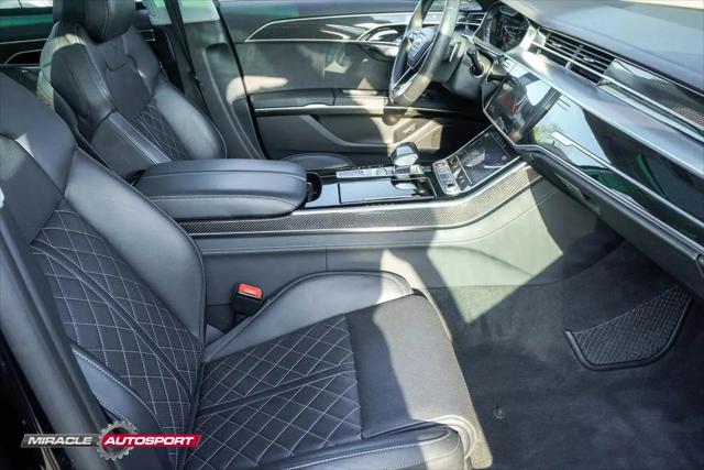 2022 Audi S8 TFSI quattro Tiptronic