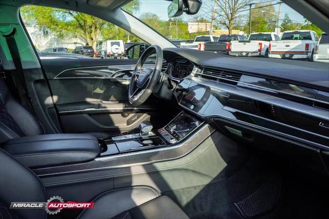2022 Audi S8 TFSI quattro Tiptronic