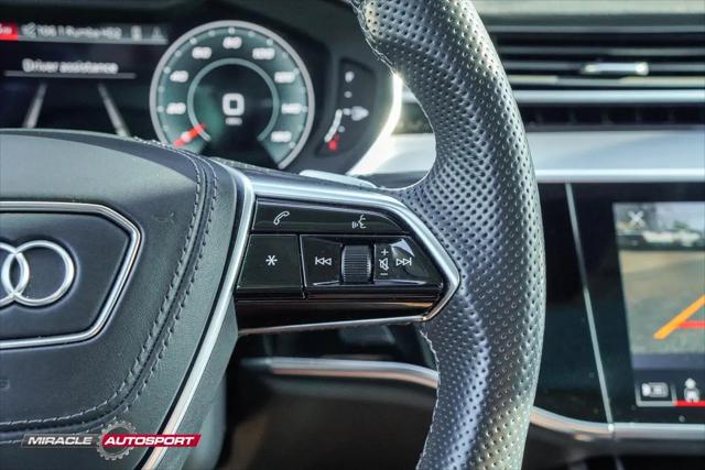 2022 Audi S8 TFSI quattro Tiptronic