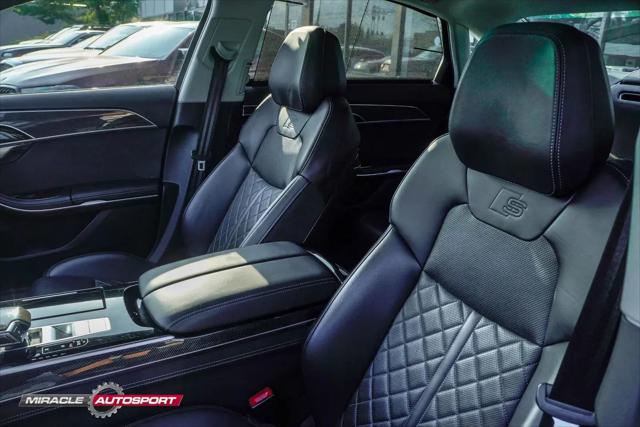 2022 Audi S8 TFSI quattro Tiptronic