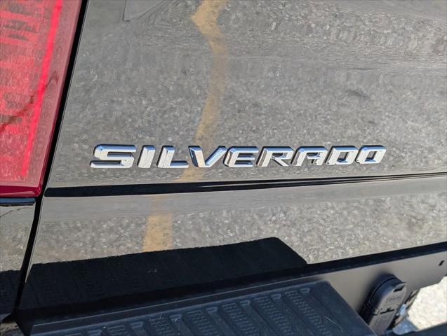 2026 Chevrolet Silverado 1500 4WD Crew Cab Standard Bed WT