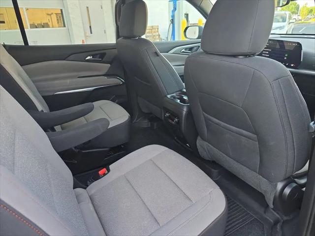 2026 Chevrolet Traverse FWD LT