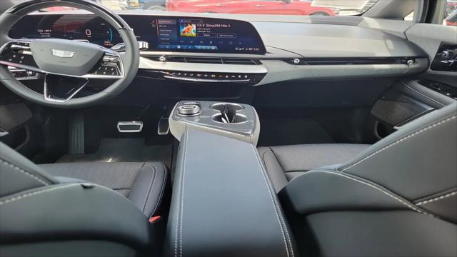 2025 Cadillac iQ Sport 2 AWD