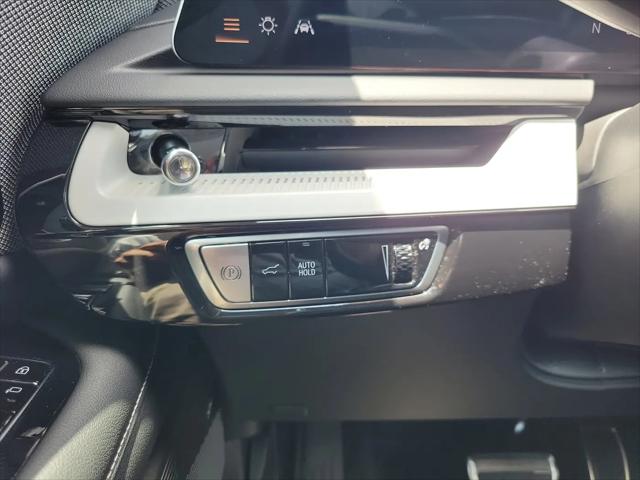 2025 Cadillac iQ Sport 2 AWD