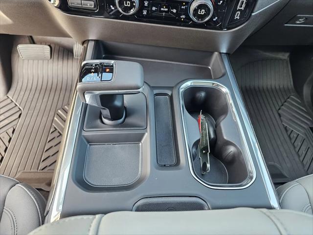 2026 Chevrolet Silverado 1500 4WD Crew Cab Standard Bed LT