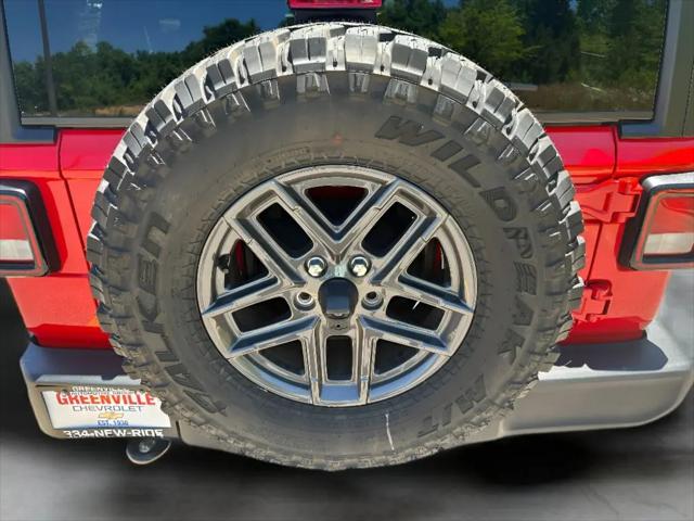 2025 Jeep Wrangler 4-Door Summit 4x4