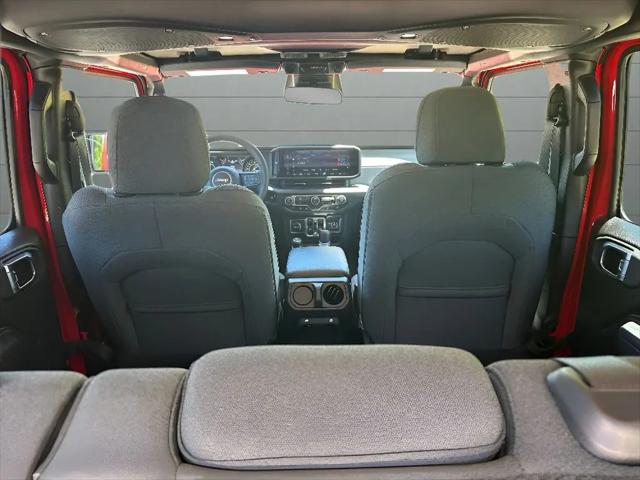 2025 Jeep Wrangler 4-Door Summit 4x4