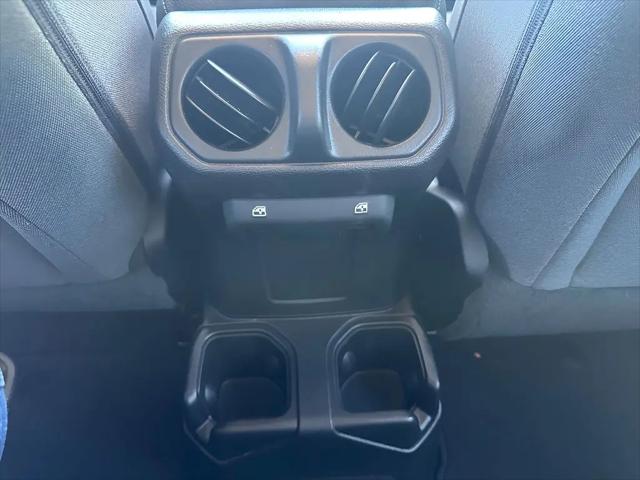 2025 Jeep Wrangler 4-Door Summit 4x4