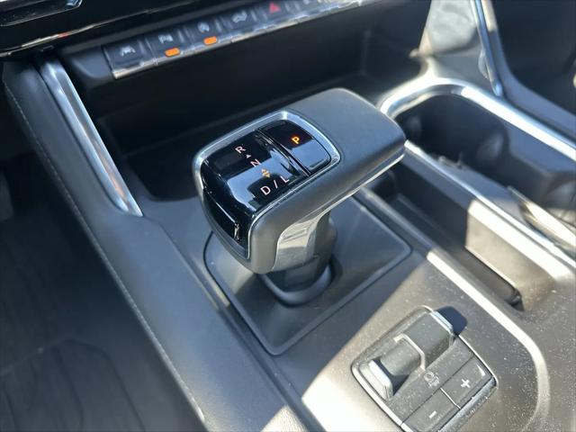 2023 GMC Sierra 1500 4WD Crew Cab Short Box Denali