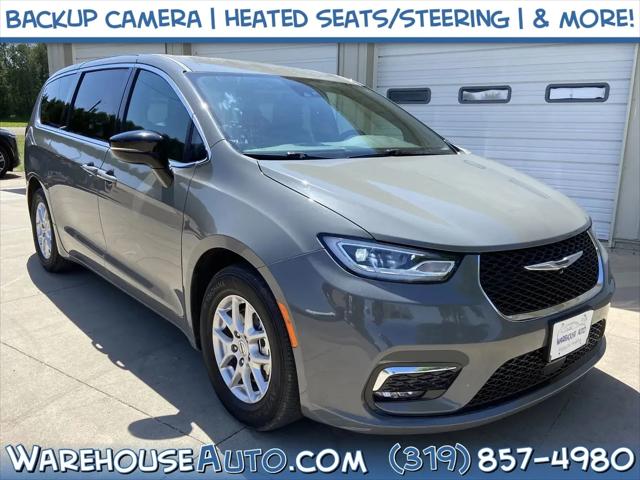 2025 Chrysler Pacifica Select for sale in Swisher, IA