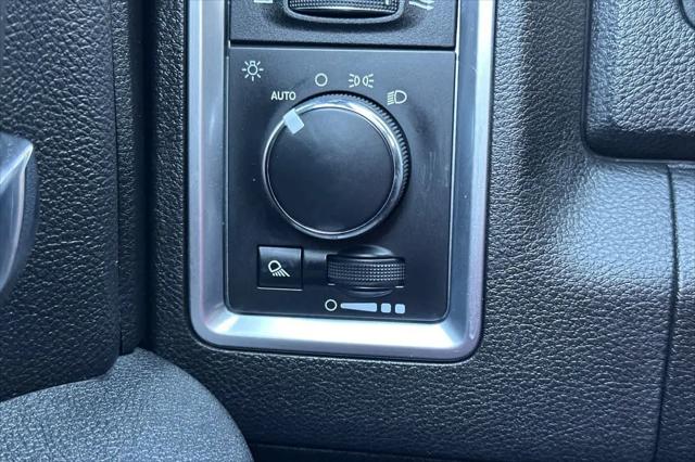 2022 Ram 1500 Classic Warlock Quad Cab 4x4 6'4" Box