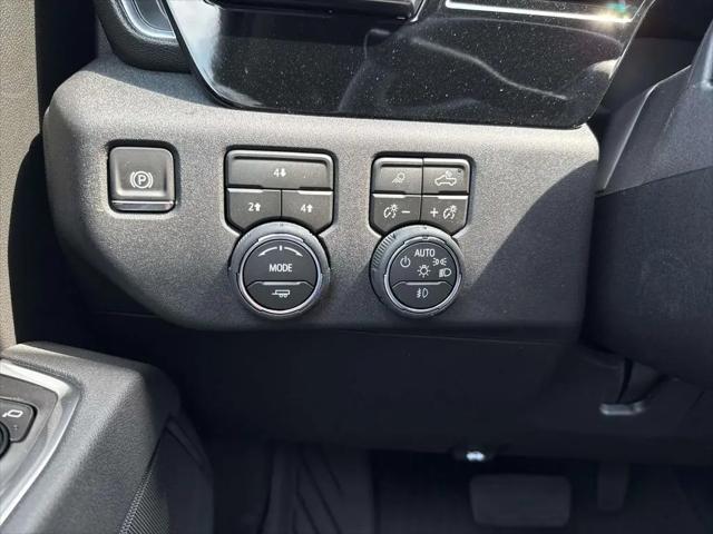 2026 Chevrolet Silverado 2500HD Crew Cab, Standard Bed, LT, 4WD