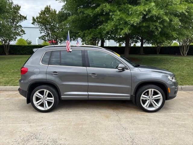 2014 Volkswagen Tiguan R-Line