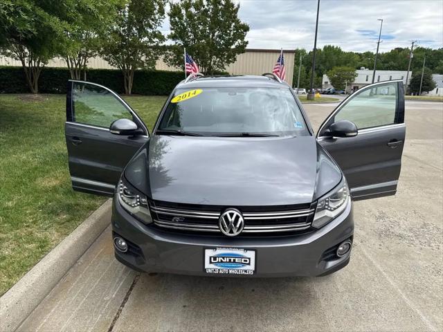 2014 Volkswagen Tiguan R-Line