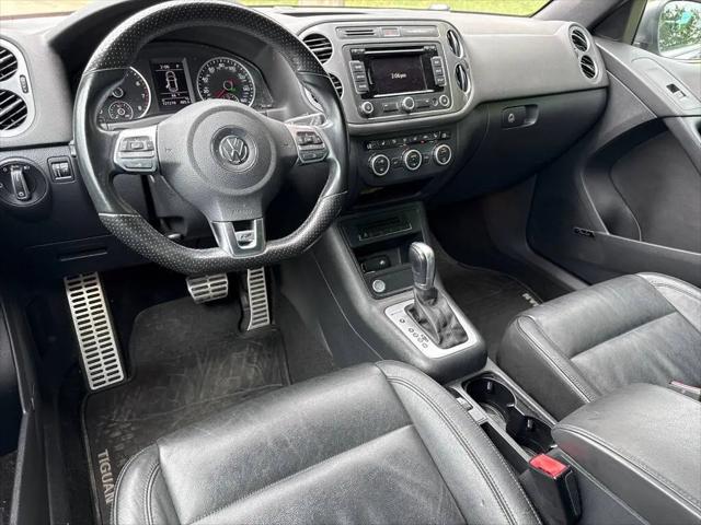 2014 Volkswagen Tiguan R-Line