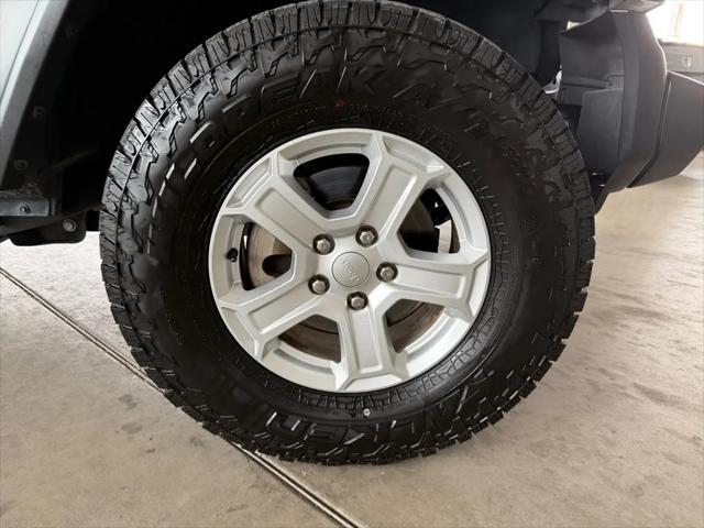 2020 Jeep Wrangler Sport S 4x4