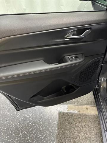 2026 Jeep Grand Cherokee L Altitude 4x4
