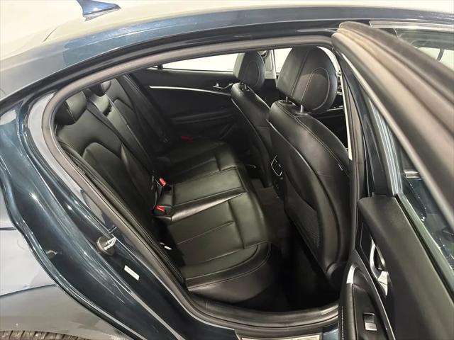 2025 Genesis G70 2.5T RWD
