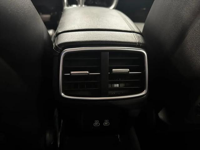 2025 Genesis G70 2.5T RWD