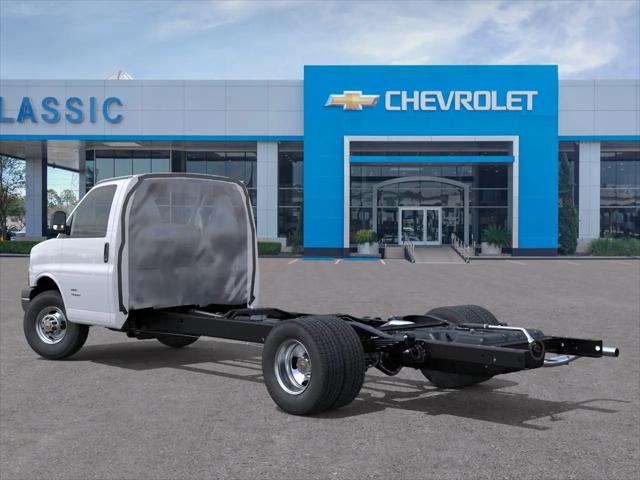 2026 Chevrolet Express Cutaway Work Van