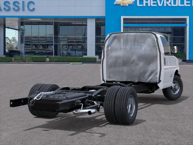2026 Chevrolet Express Cutaway Work Van