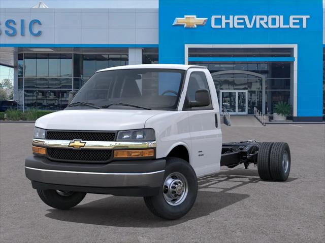 2026 Chevrolet Express Cutaway Work Van