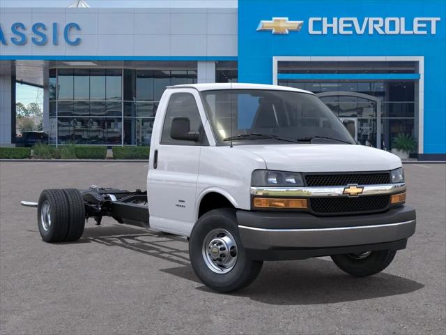 2026 Chevrolet Express Cutaway Work Van