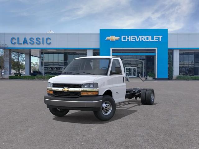 2026 Chevrolet Express Cutaway Work Van
