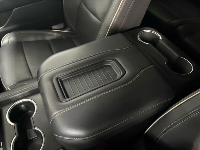 2024 GMC Yukon XL SLT
